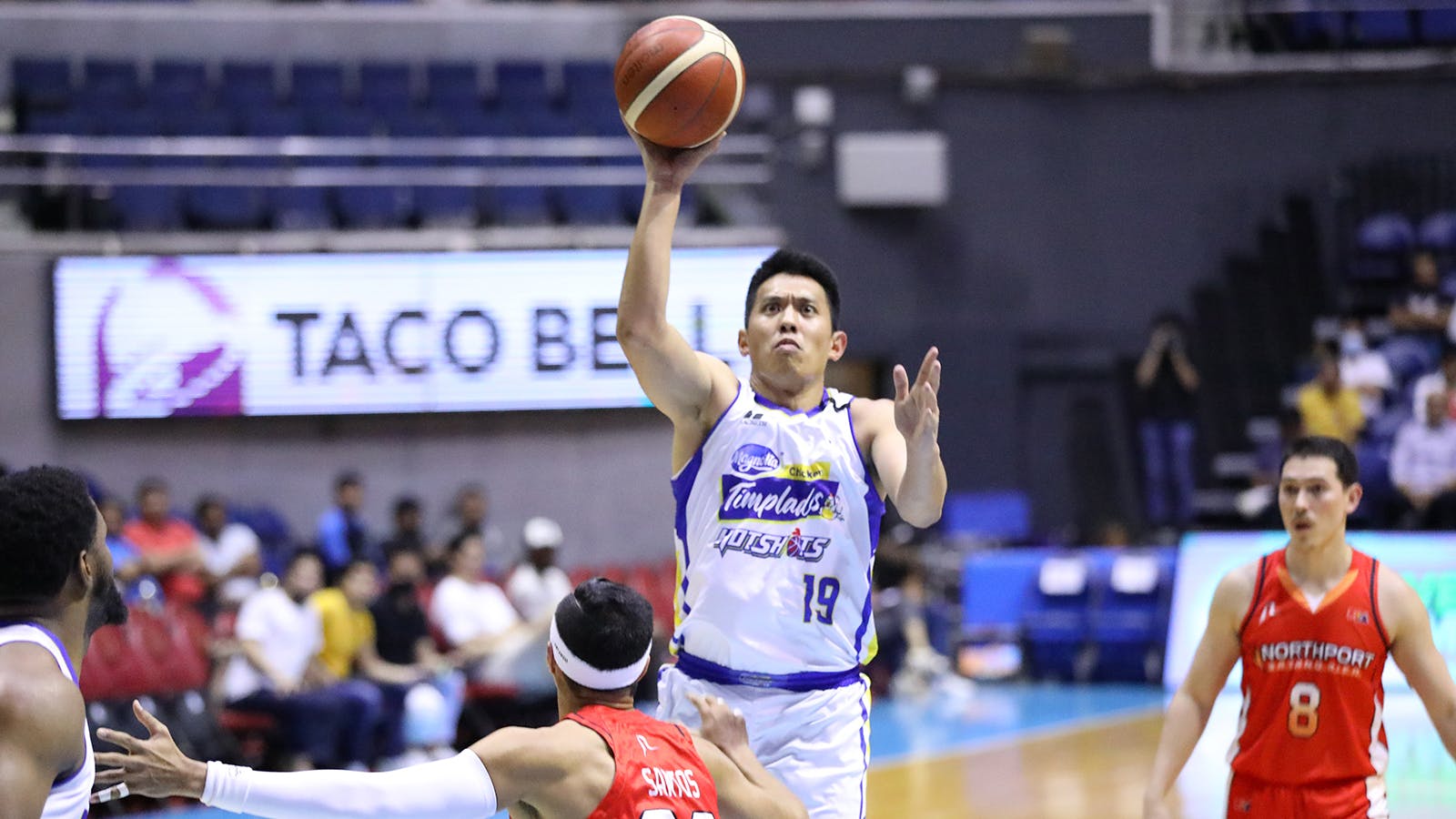 Defense-first Rome dela Rosa thriving in Magnolia’s equal-opportunity system